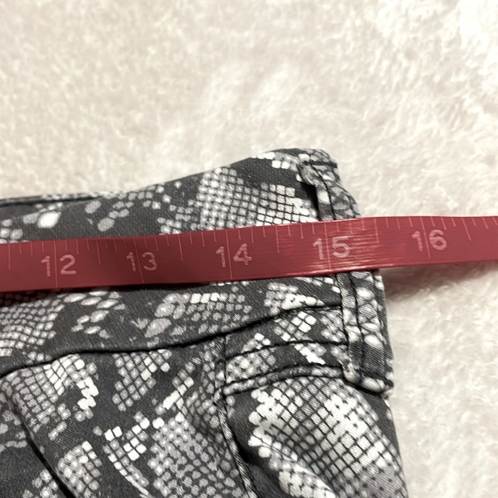 Seven 7 Tummyless High Rise Skinny Snake Skin Print Pants - Picture 7 of 12